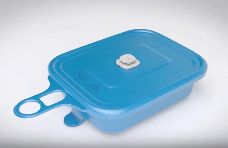 YABUL Cook is a neat, portable flameless cooking system