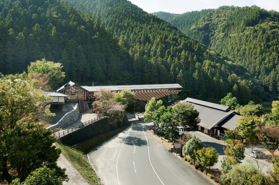 The Yusuhara Wooden Bridge Museum, uses a unique cantilever bridge design. By Kengo Kuma & Associates