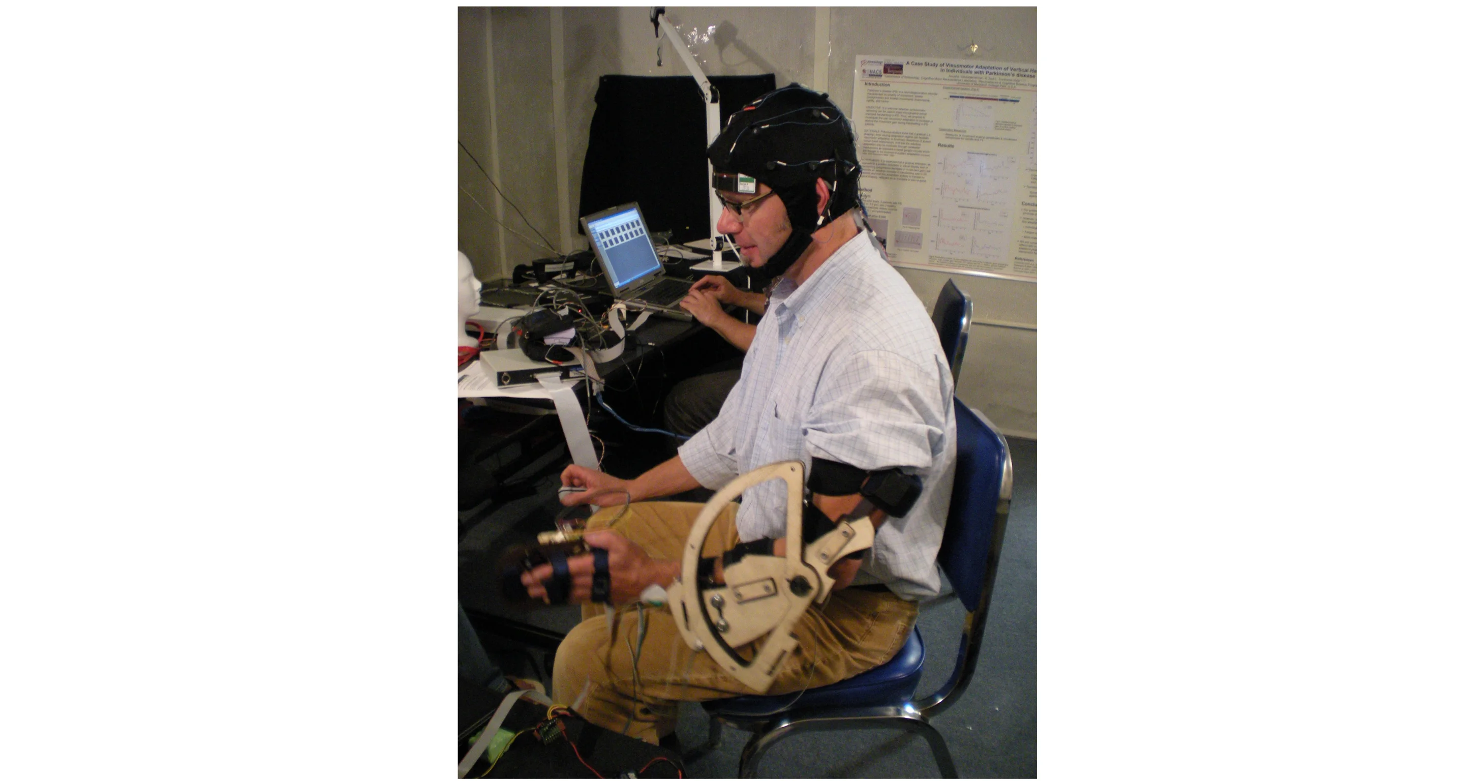 Researchers decoded brain signals recorded from non-invasive sensors around the scalps of volunteers and then reconstructed 3D hand movements