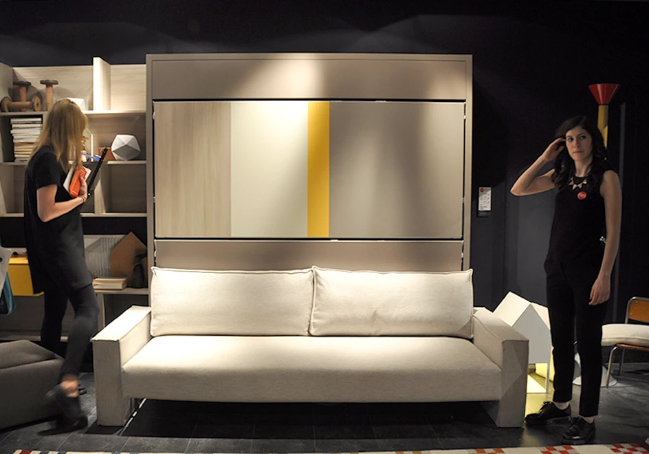 Kali Duo Sofa at first glance appears to be a regular sofa lounge