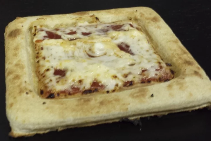 A 3D-printed pizza that astronauts might one day be able to dig into (Photo: Anjan Contractor)