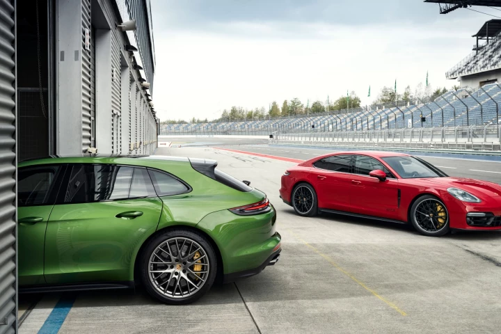 Porsche Panamera GTS range: sedan and Sport Turismo wagon are a pair of comfortable, 180-mph autobahn eaters