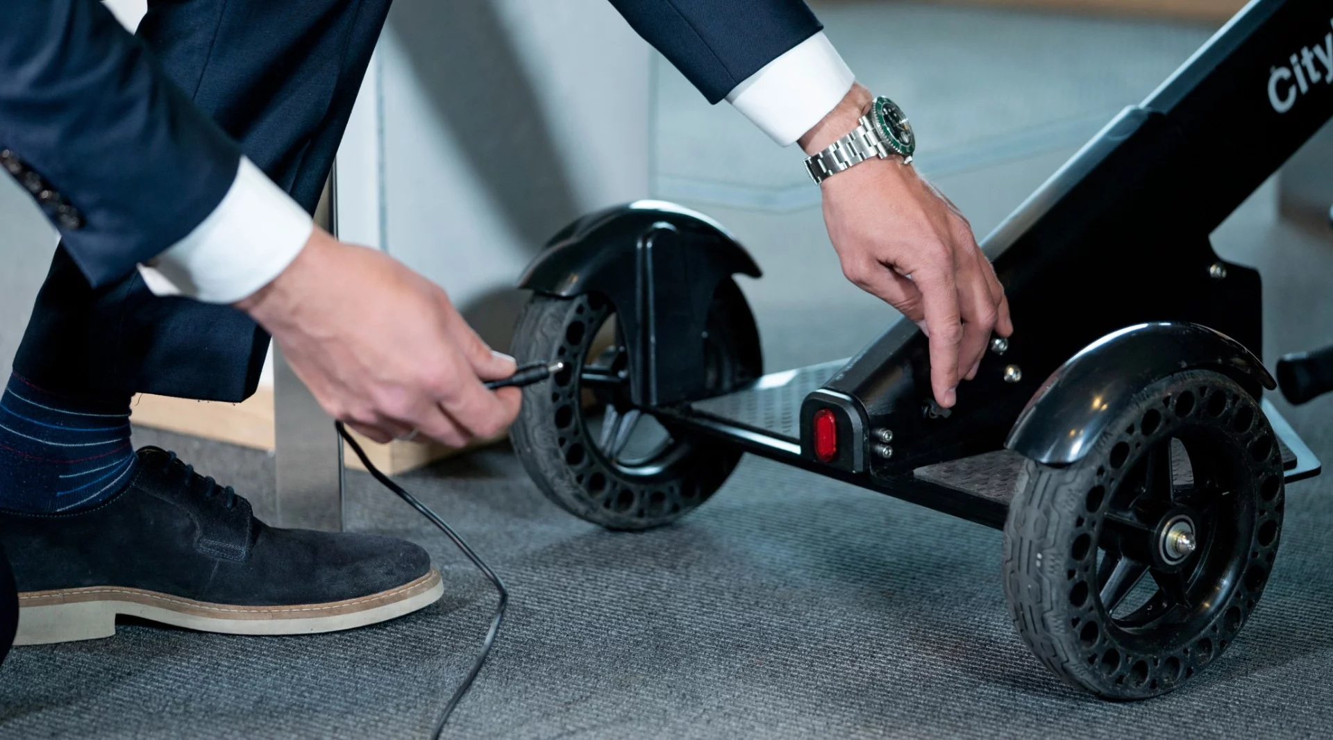 One charge of the CityRabbit's 7.8-Ah/36-volt lithium battery pack is reportedly good for a range of approximately 12 miles (19 km)