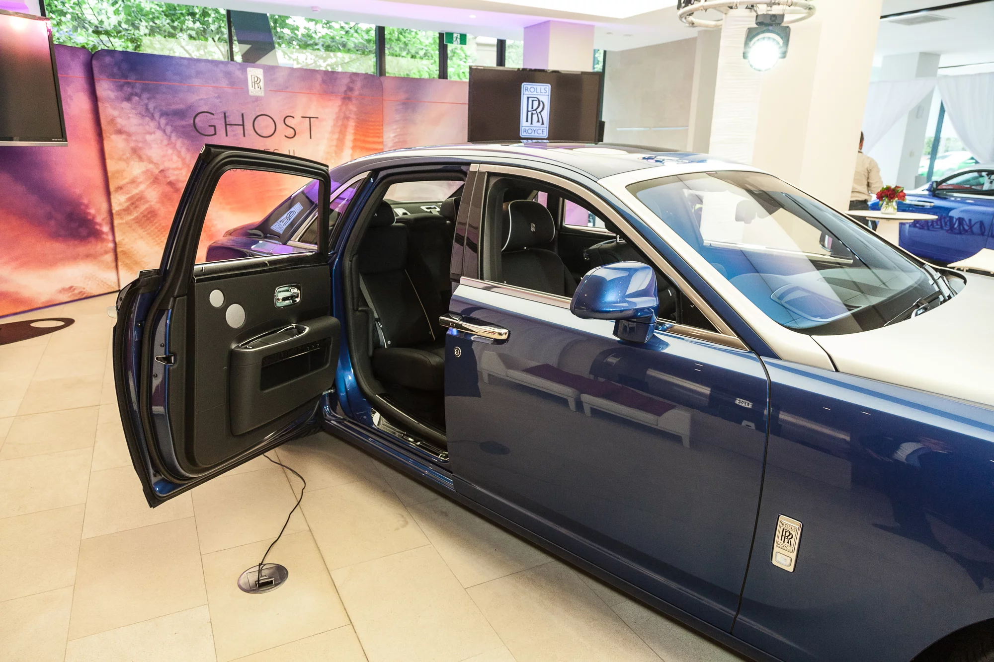 Rolls Royce Ghost Series II: rearward opening back doors (Photo: Loz Blain/Gizmag.com)