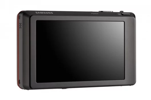 The Samsung TL225's 3.5-inch wide 1,520,000-pixel resolution touch-screen LCD