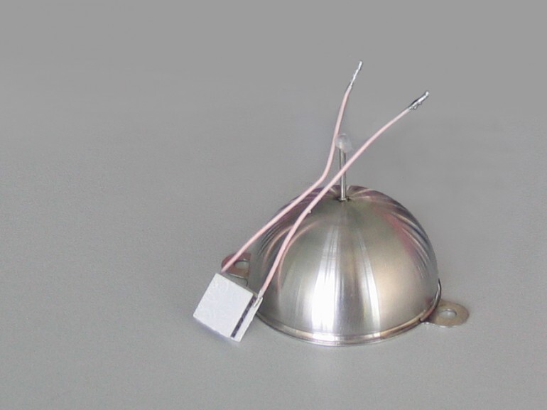 The autonomous wireless sensor nodes are designed to monitor the health status of an aircraft and wirelessly transmit the data to the maintenance system of the aircraft (Photo: TU Vienna)
