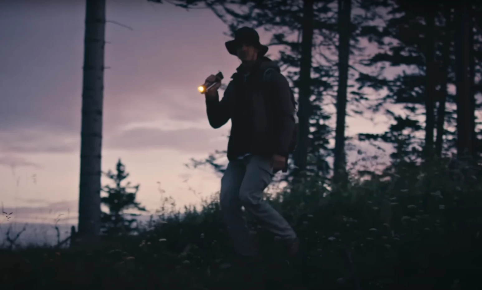 When folded up, the TD2 becomes a handheld flashlight