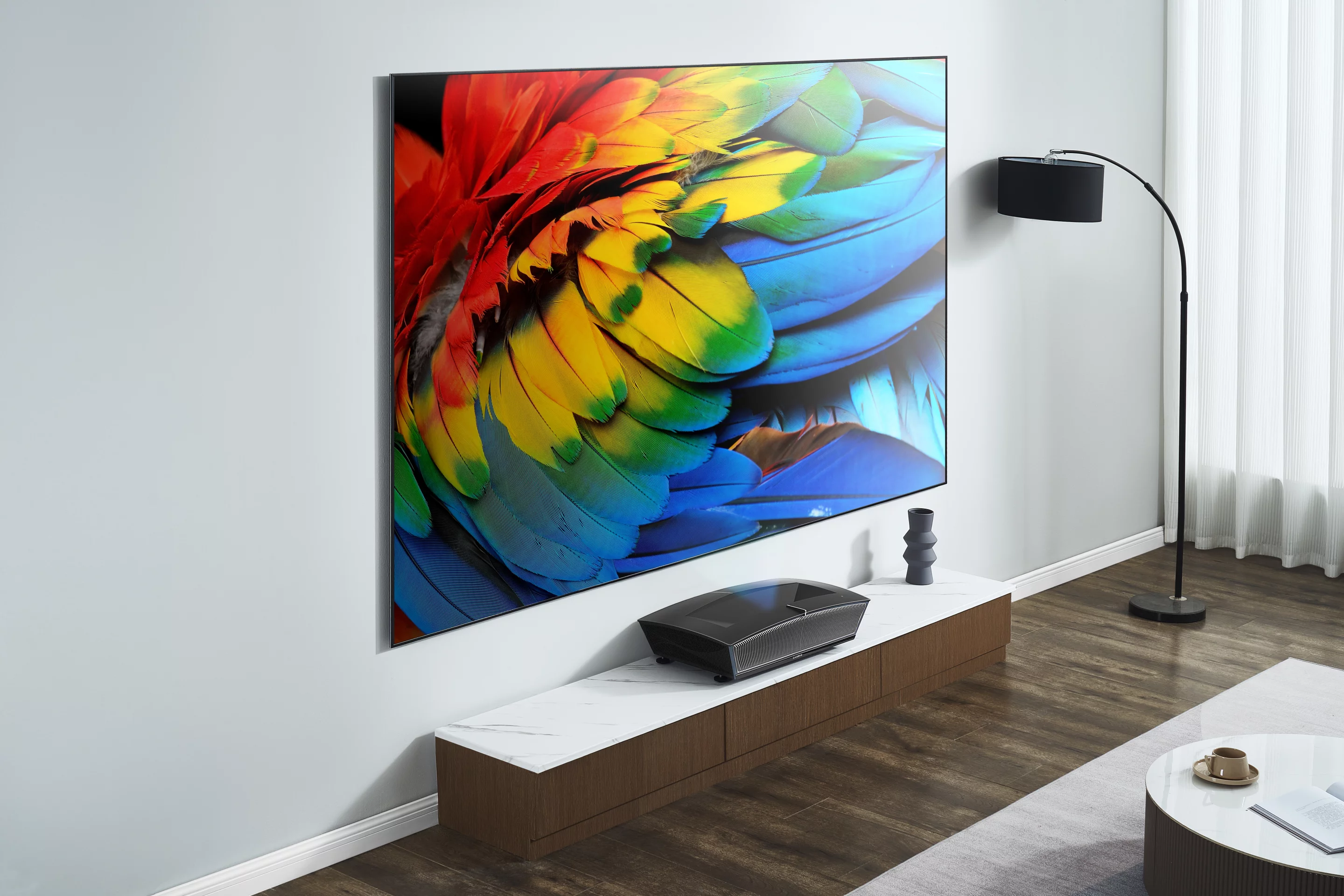 The Casiris H6 supports 110% of the wide BT.2020 color gamut