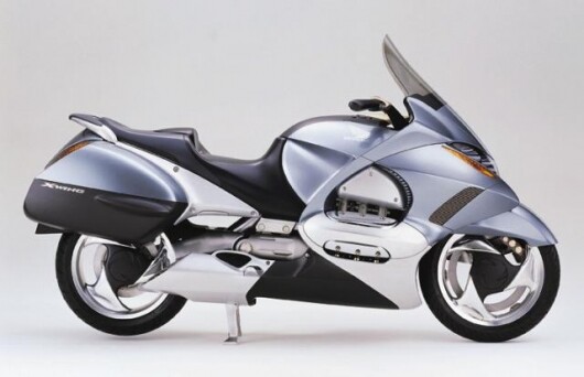 Honda X Wing Focusses On Aerodynamic Efficiency And Rider Protection