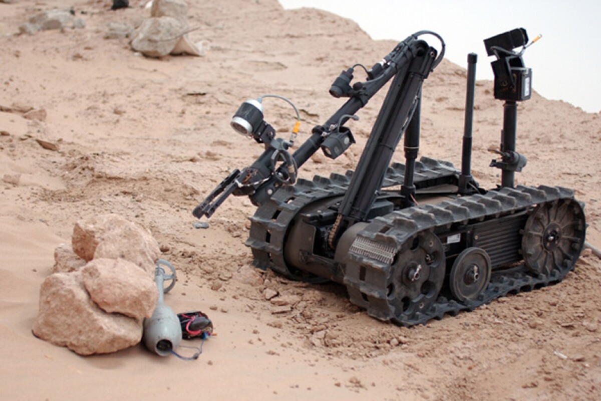 Long Distance Tele-Operation technology will allow UGVs such as the TALON robot to be controlled from great distances (Image: Sgt. Giancarlo Casem)