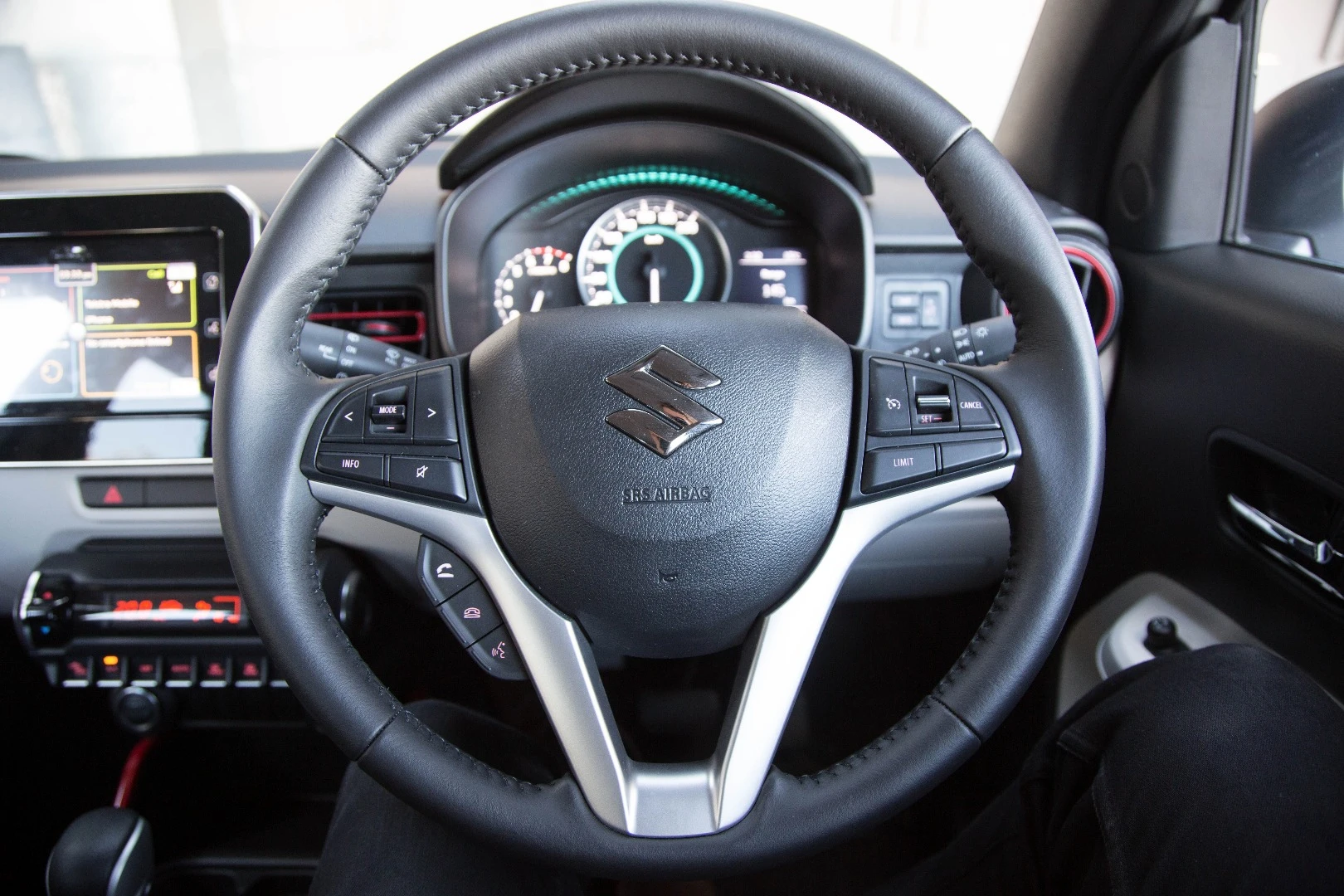 Everything is where you'd expect it to be on the Suzuki Ignis steering wheel