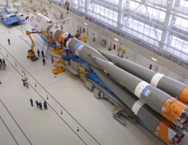 The Soyuz 2.1b being assembled