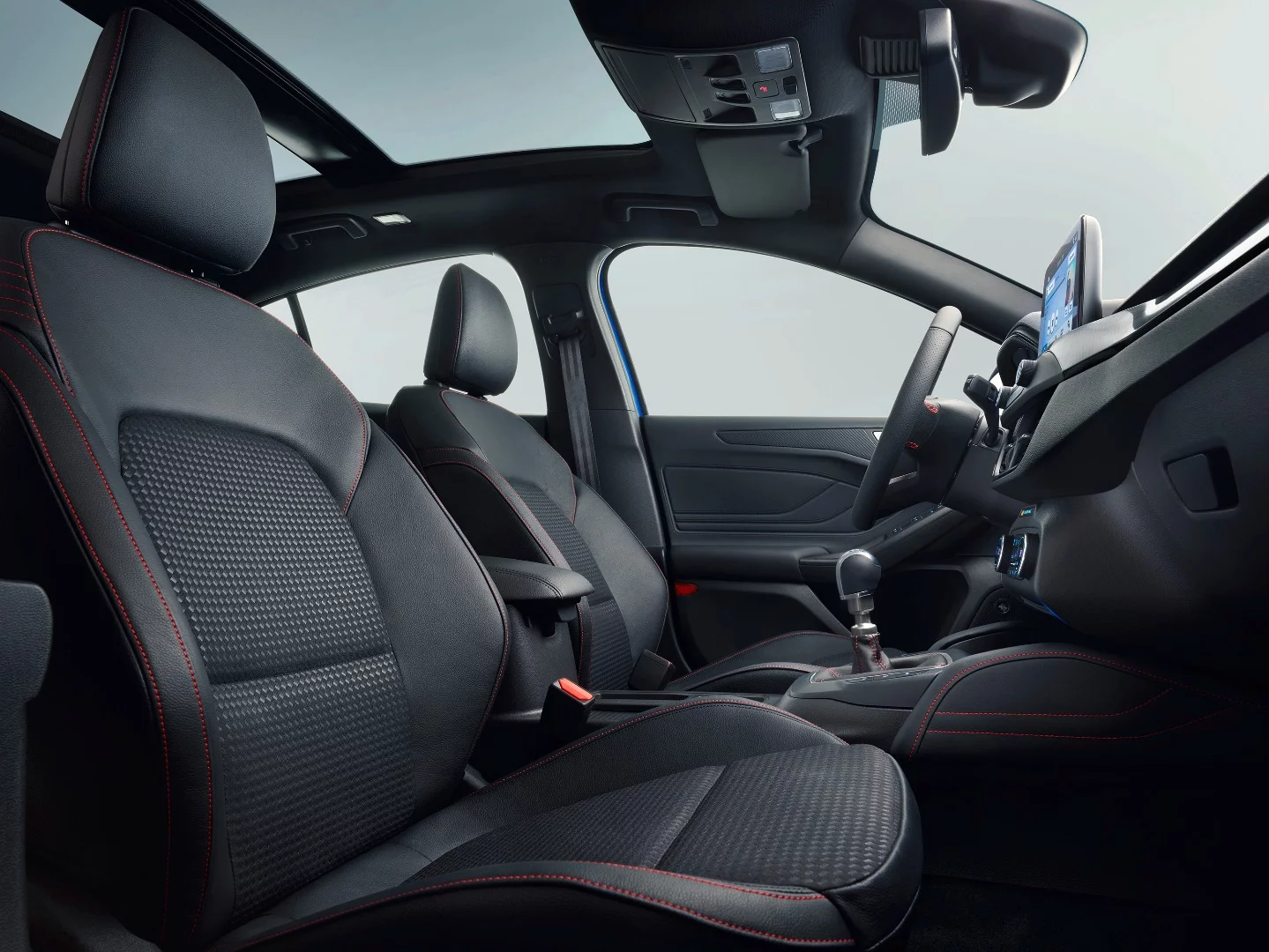 Ford Focus ST-Line: sporty interior