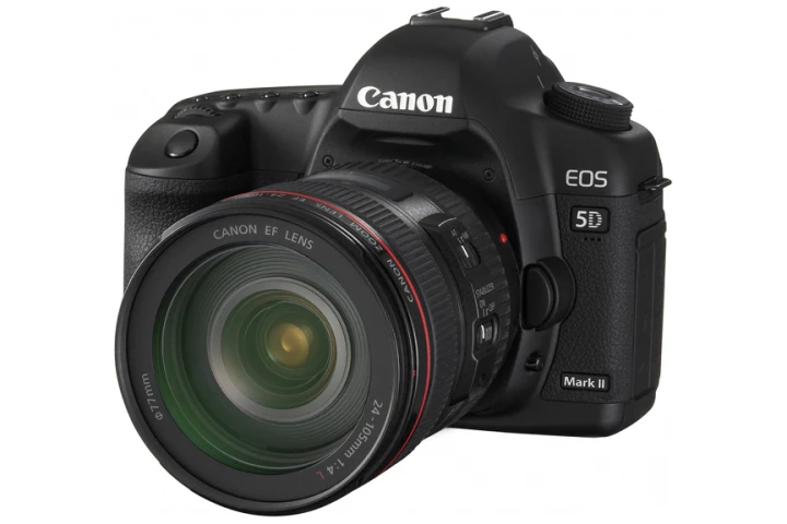 Unfortunately Canon's firmware update 2.0.3 didn't only bring welcome enhancements to the EOS 5D Mark II