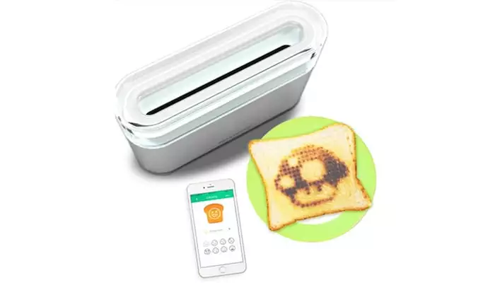 The Toasteroid ran a successful crowdfunding campaign back in August and is scheduled to arrive in 2017