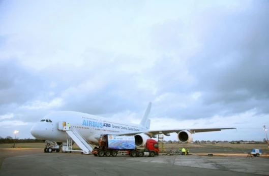 The A380’s engine is filled with liquid fuel processed from gas in Filton, U.K.Rolls-Royce PLC 2008