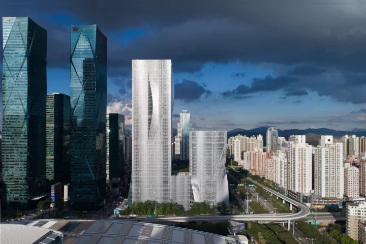 The Shenzhen Energy Mansion consists of two towers, one rising to 120 m (393ft)-tall and the other reaching 220 m (721 ft)
