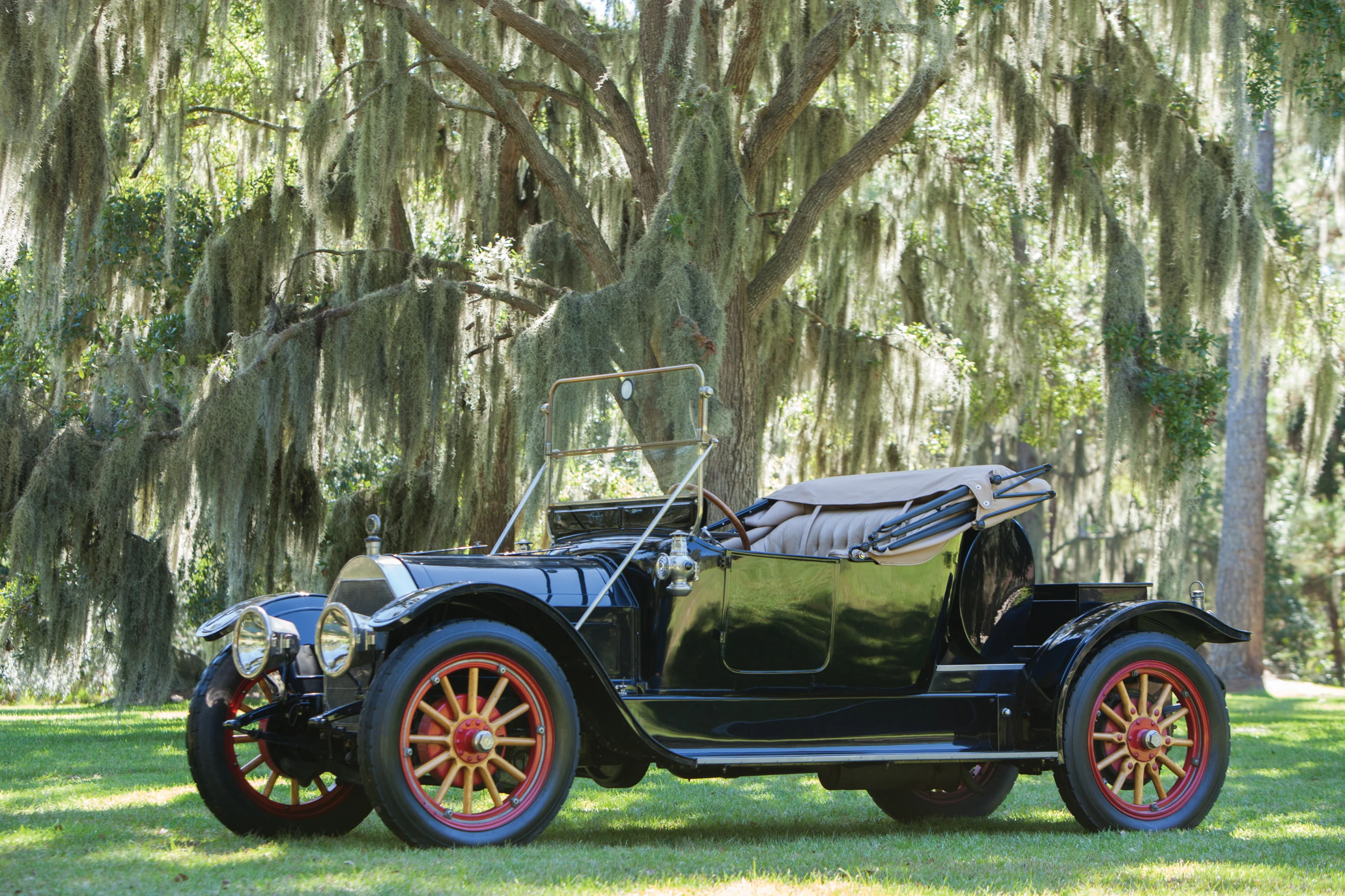 At last month's auction the 1913 Pierce-Arrow Model 38-C Roadster attracted a bid of US$95,000, but failed to meet the reserve
