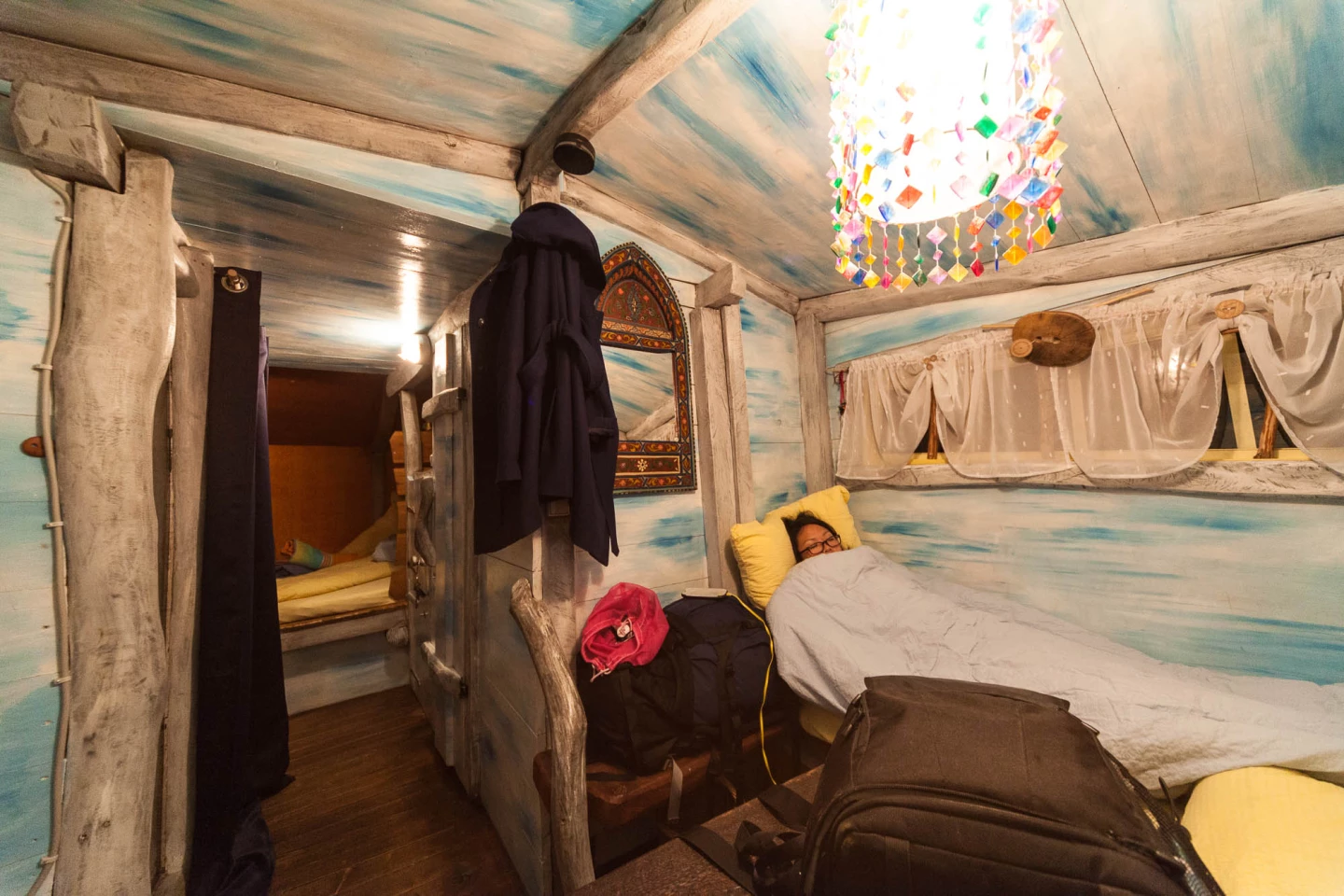 Kulturinsel Einsiedel: inside Fiona's Luftschlosse ... sleepy wife not included