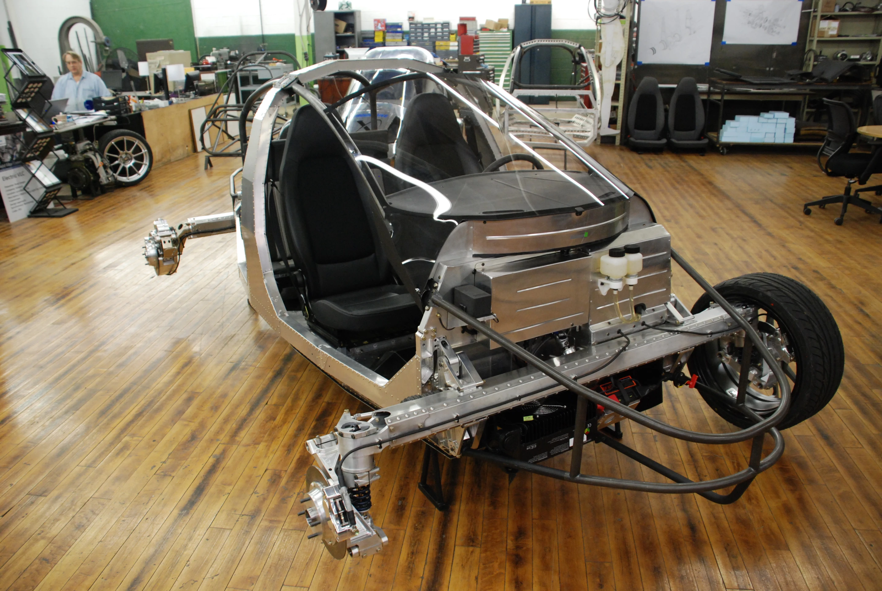 New VLC rolling-chassis