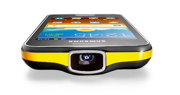Samsung shows off latest Galaxy Beam projector phone