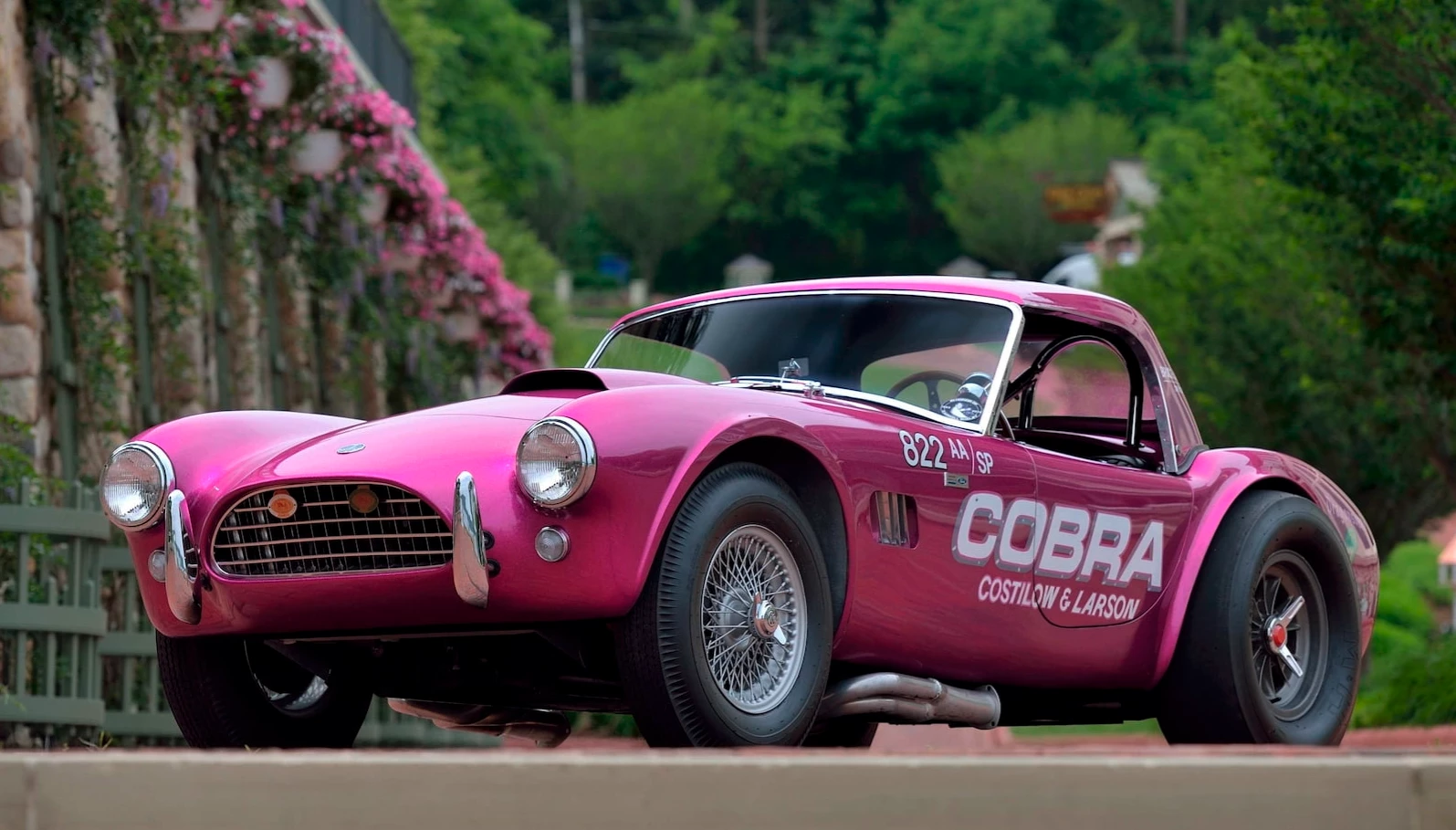 1963 Shelby 289 Cobra Dragonsnake | Estimate: from $750,000 to $1,000,000 | Auction House: Mecum | Official Auction Description