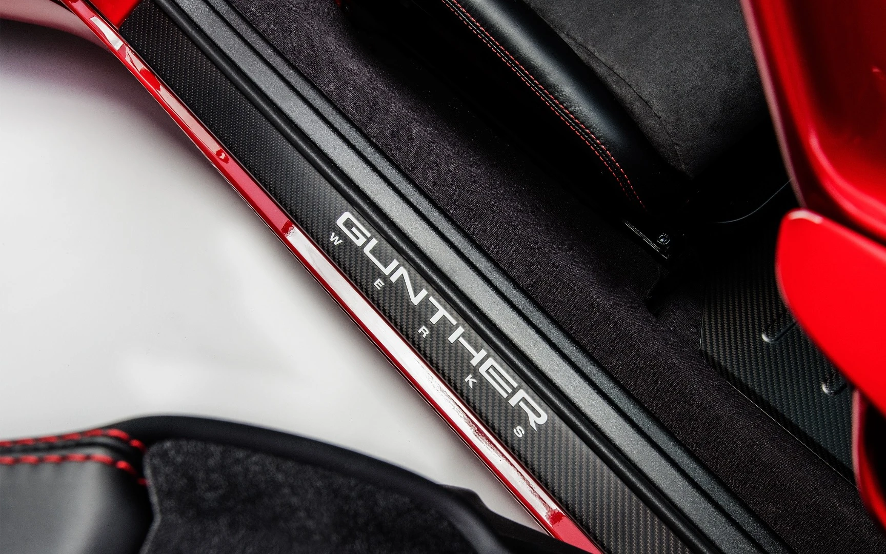Gunther Werks will be building a limited run of the 400R