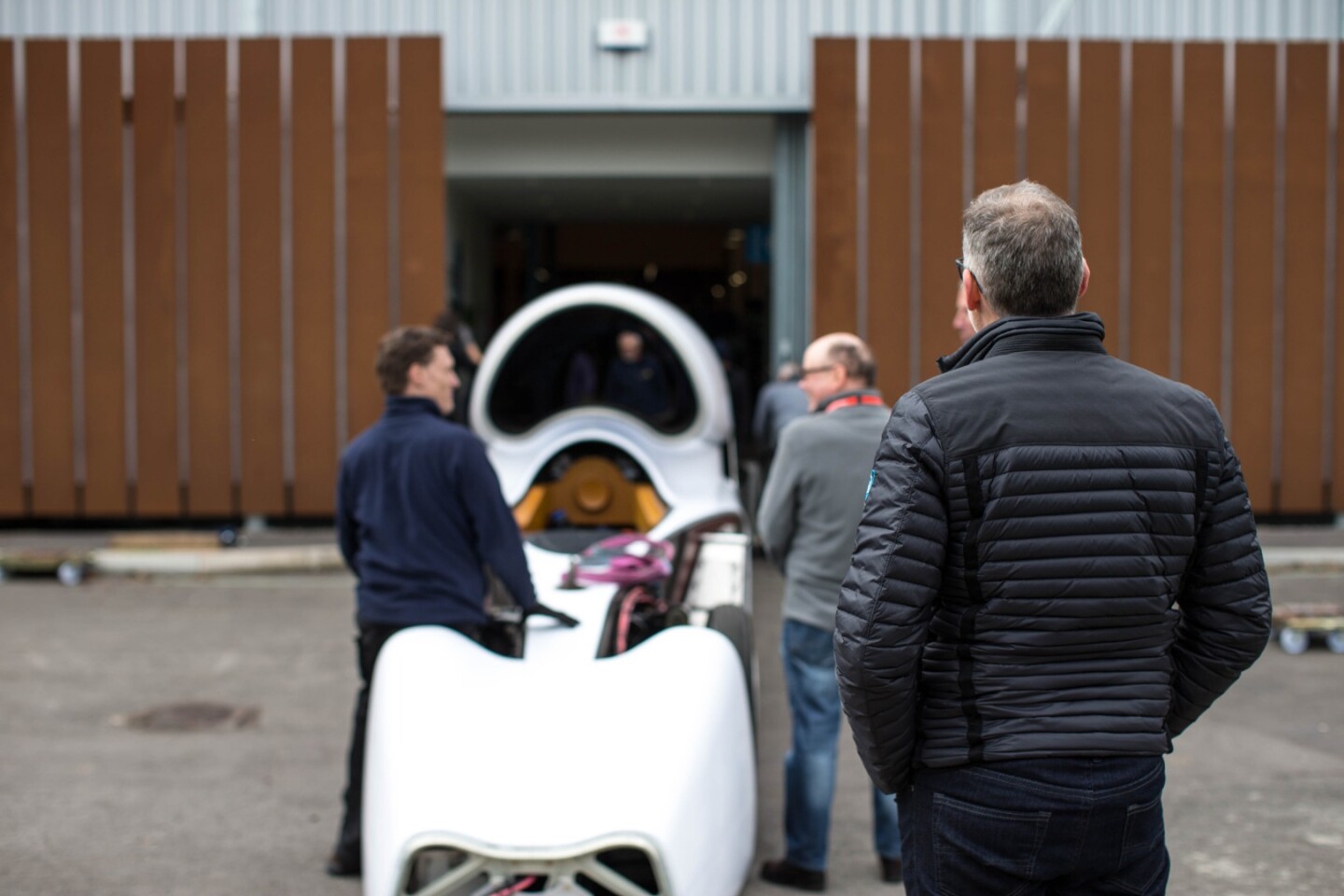 The Bloodhound Supersonic Car project has moved into a new home at SGS Berkeley Green University Technical College in Gloucestershire, England