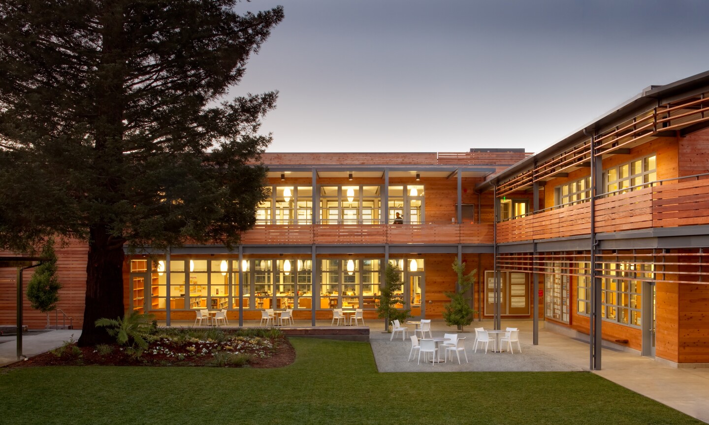 Marin Country Day School Learning Resource Center and Courtyard, Corte Madera, California by EHDD (Photo: Josh Partee)
