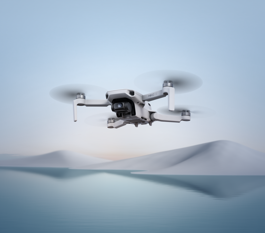 The Mini 2 SE's battery is reported to last up to 31 minutes on a single charge, a slight increase from its predecessor's 30 minutes of flight time.