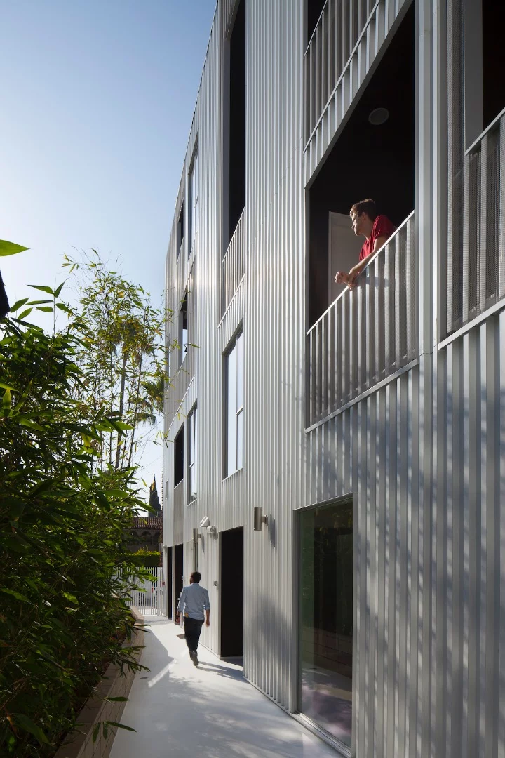 Cloverdale749 in Los Angeles was designed by Lorcan O'Herlihy Architects and comprises a number of attractive apartments in what was deemed a challenging plot