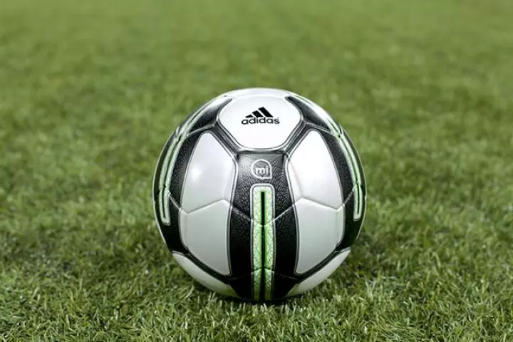 Adidas is tight-lipped on the sensors and algorithms its Smart Ball uses, but says it can track speed, bend, impact location and trajectory