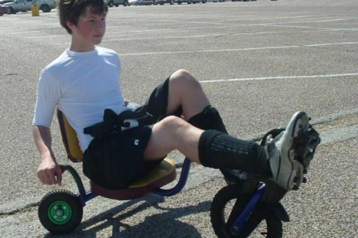 The rearwheelsteer tricycle