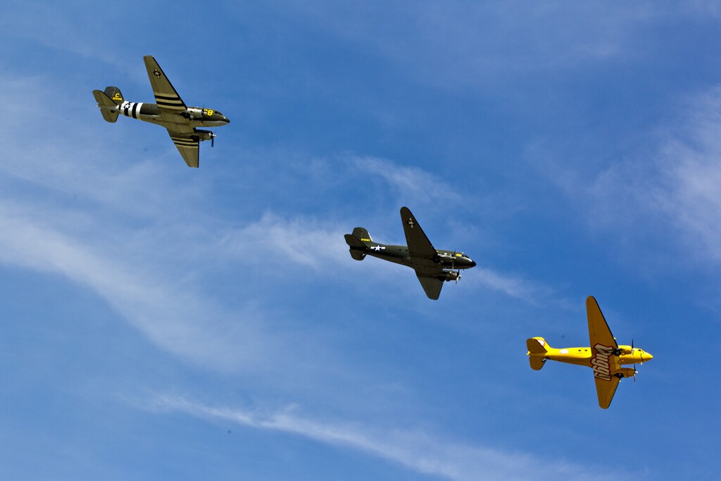 DC-3s take flight over EAA AirVenture (EAA photo/Amy Gesch)