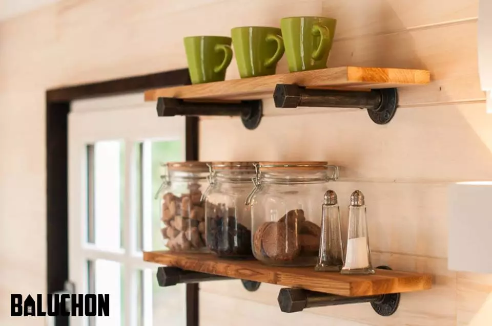 Plenty of shelving and storage space in La Bohème