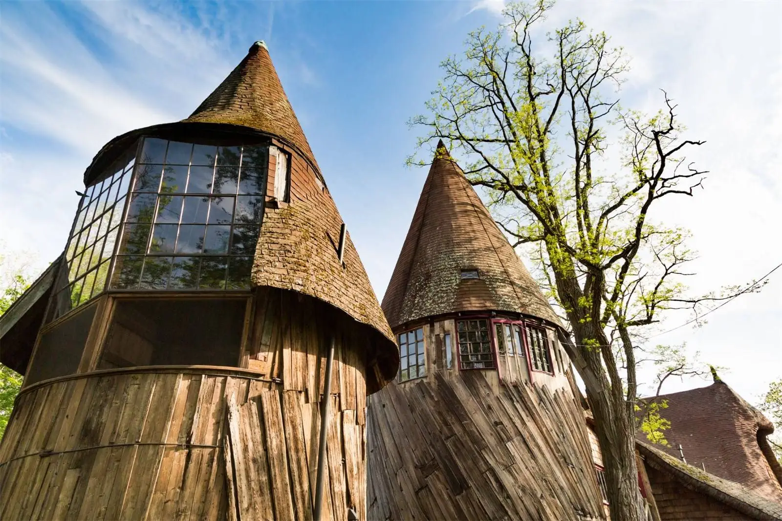 If you’re looking to step back in time and have a cool US$2.2 million to put towards the cause, then the so-called Gingerbread House might be of interest