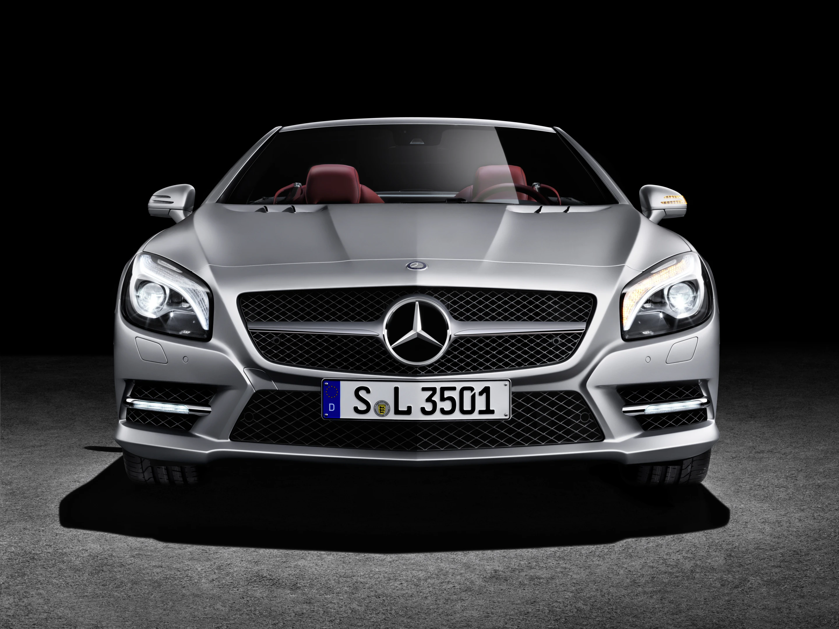 The 2013 SL class features full Internet connectivity