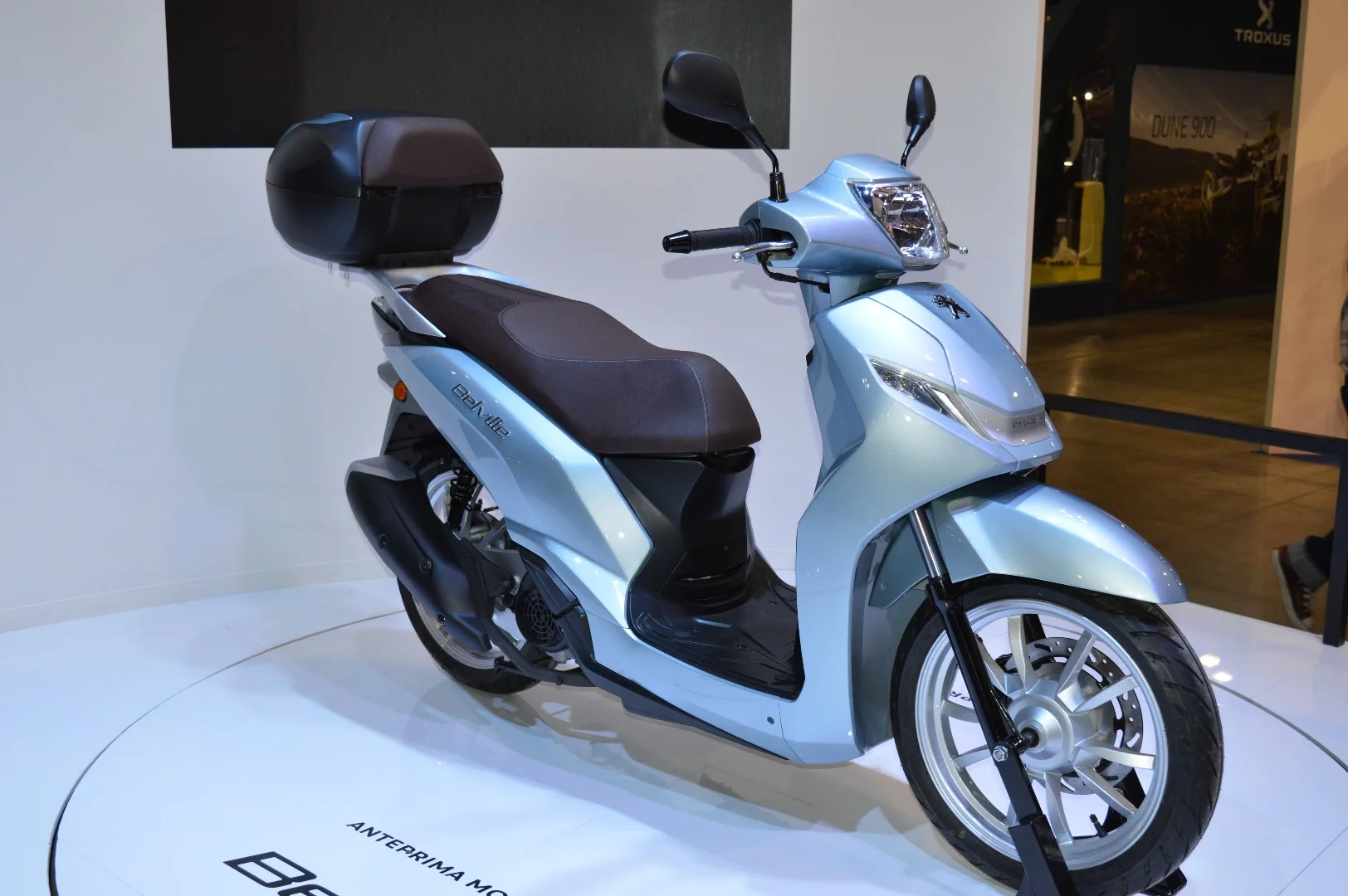 The 2017 Peugeot Belville city scooter debuted at EICMA, and will be available in 2017 in 125 and 200 cc capacities