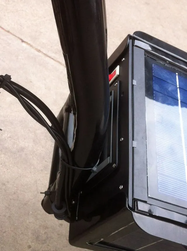 Running on a modest 500 W (0.67 hp) gearless hub motor, the Beast has a top speed of 32 km/h (20 mph)