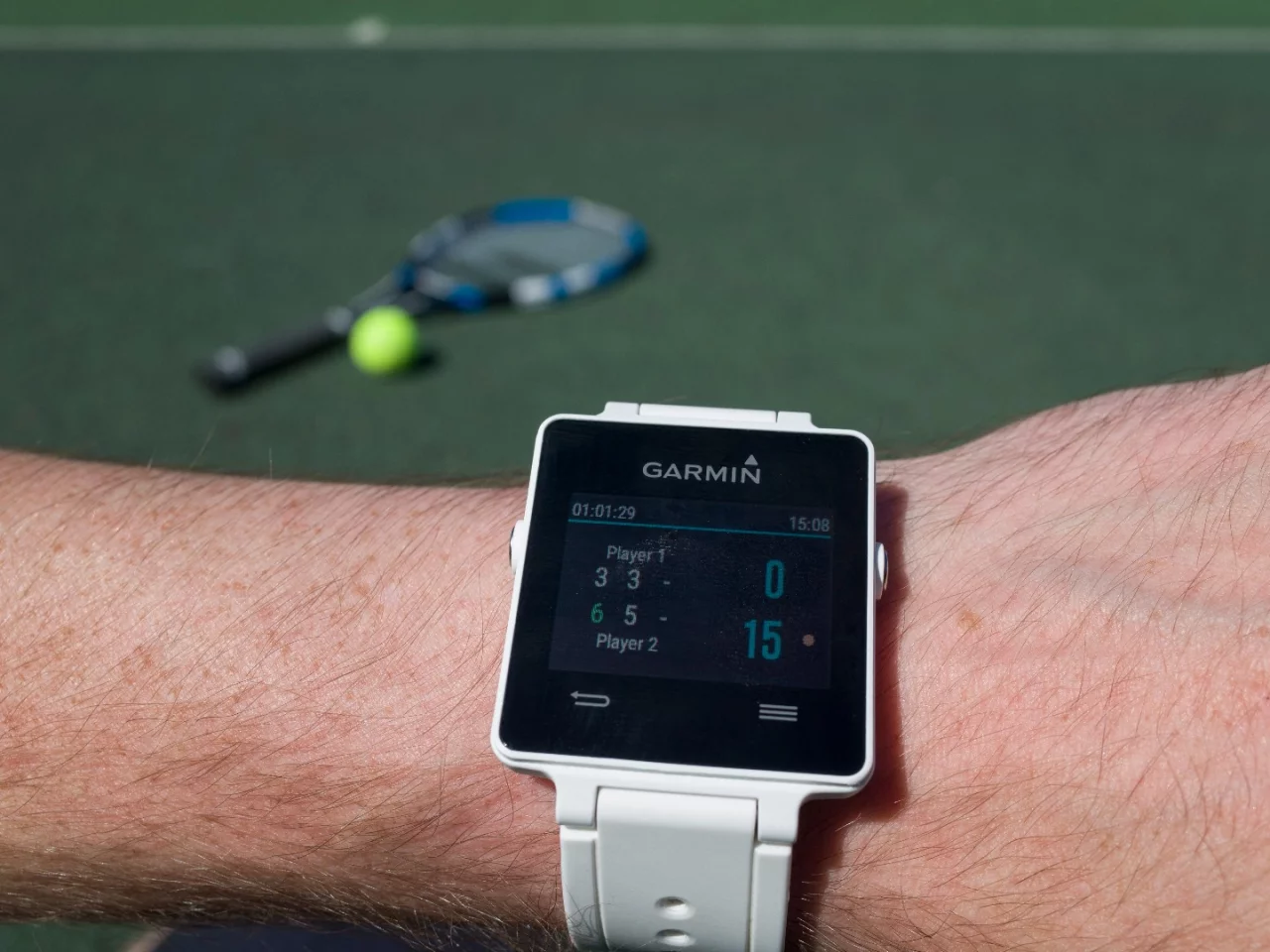 The Connect IQ service allows users to install apps on the Garmin vivoactive, such as this tennis scoring one