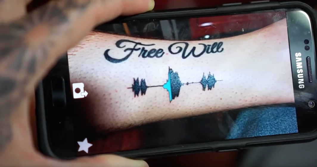 The Soundwave app 'reading' the tattoo