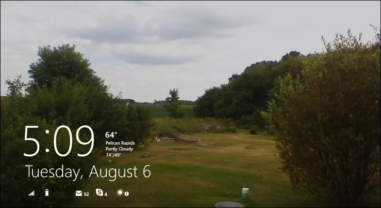 The lock screen slide show allows you to display your photos which is a nice customization touch