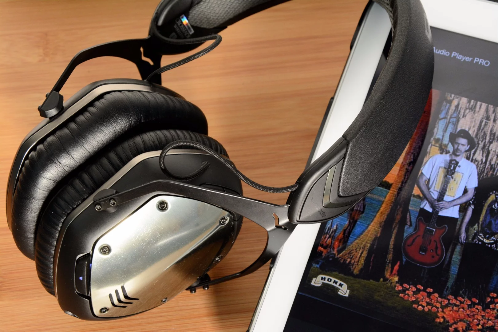 Though still very much V-Moda – with a fat, wholesome bass, solid mids and crisp highs – the audio signature is a little different to the M-100s