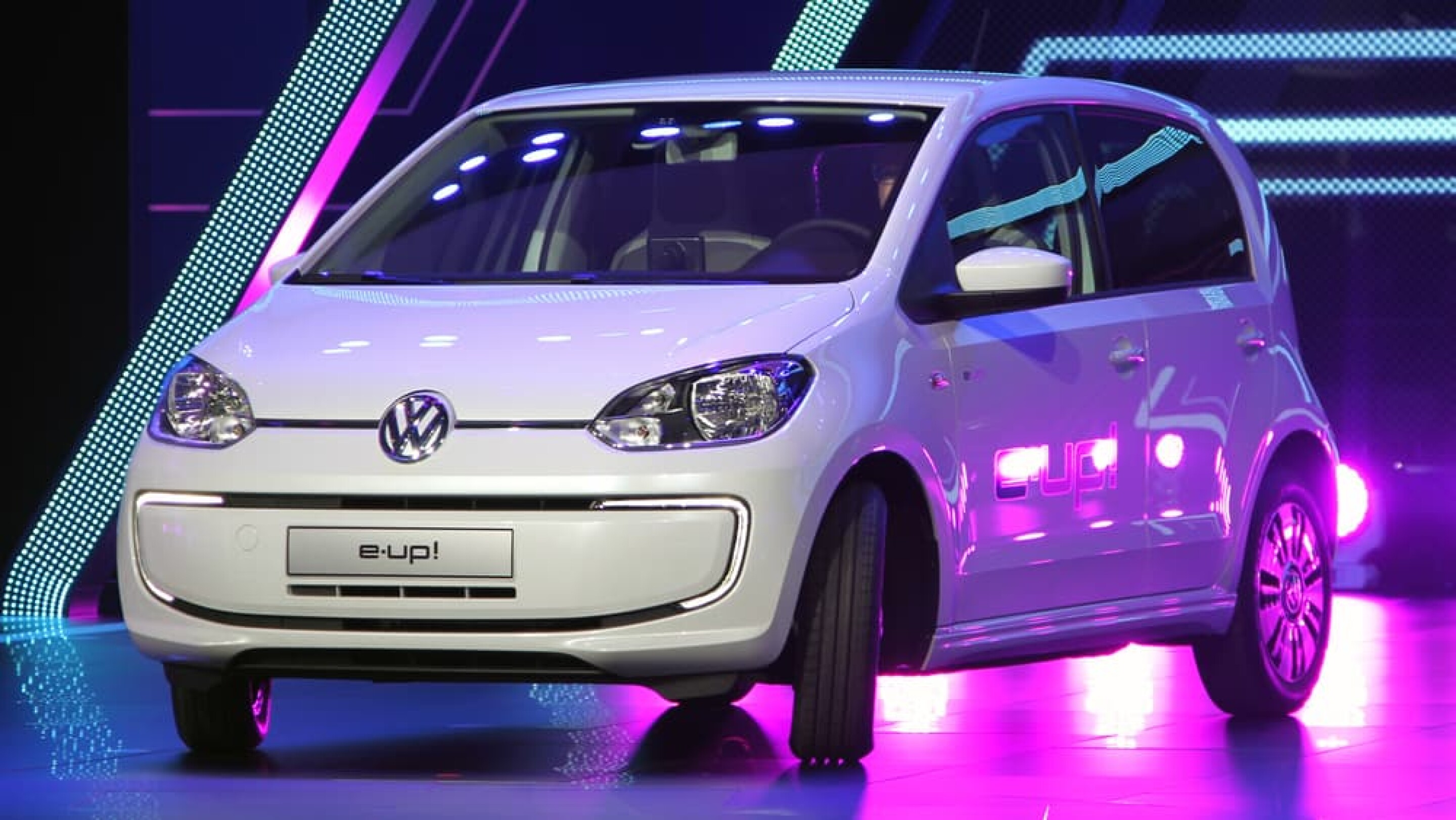 Volkswagen planning electric car offensive for 2025