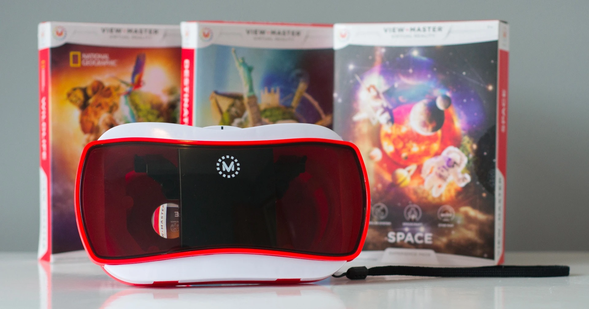 The Mattel View-Master VR with the three available experience packs