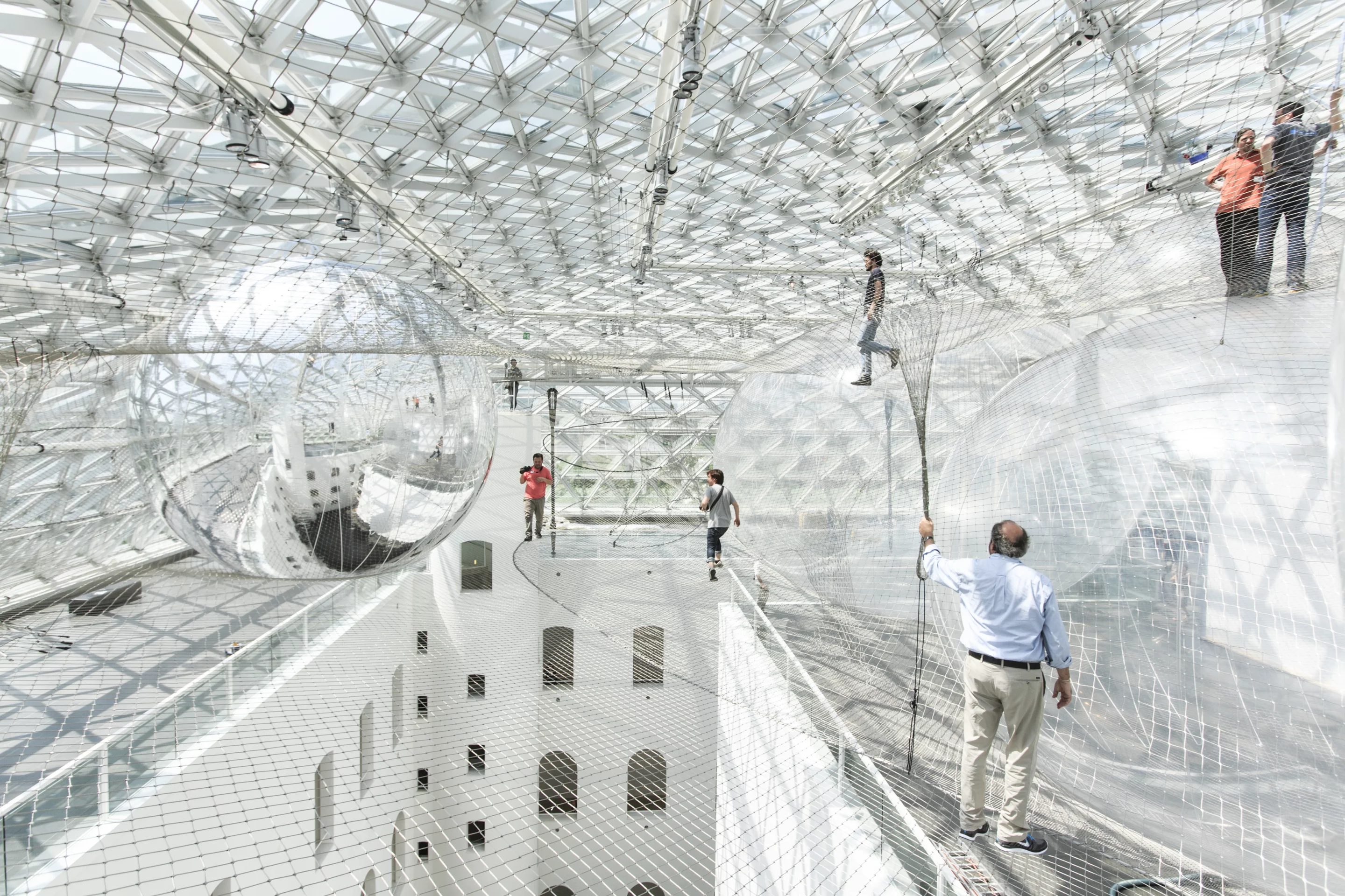 Saranceno has also established a study of living spiders and their delicate web formation in the gallery artist's room (Image: Studio Tomás Saraceno © 2013)