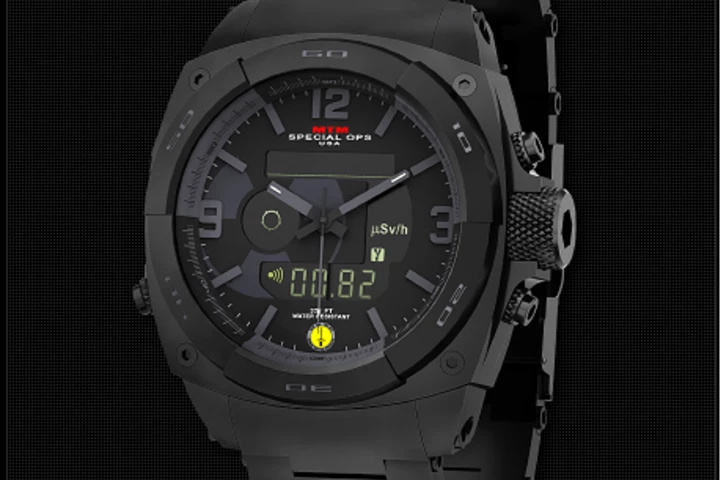 The MTM Special Ops RAD watch includes an integrated Geiger-Müller tube for measuring harmul ionizing radiation