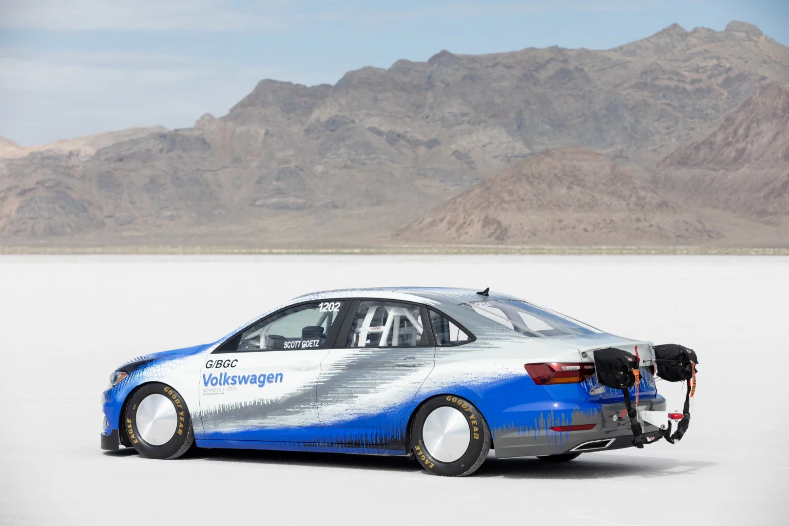 After experiencing a false start of sorts at Bonneville Speed Week last month, Volkswagen has now returned to the famous salt flats and gone home with a world record in tow
