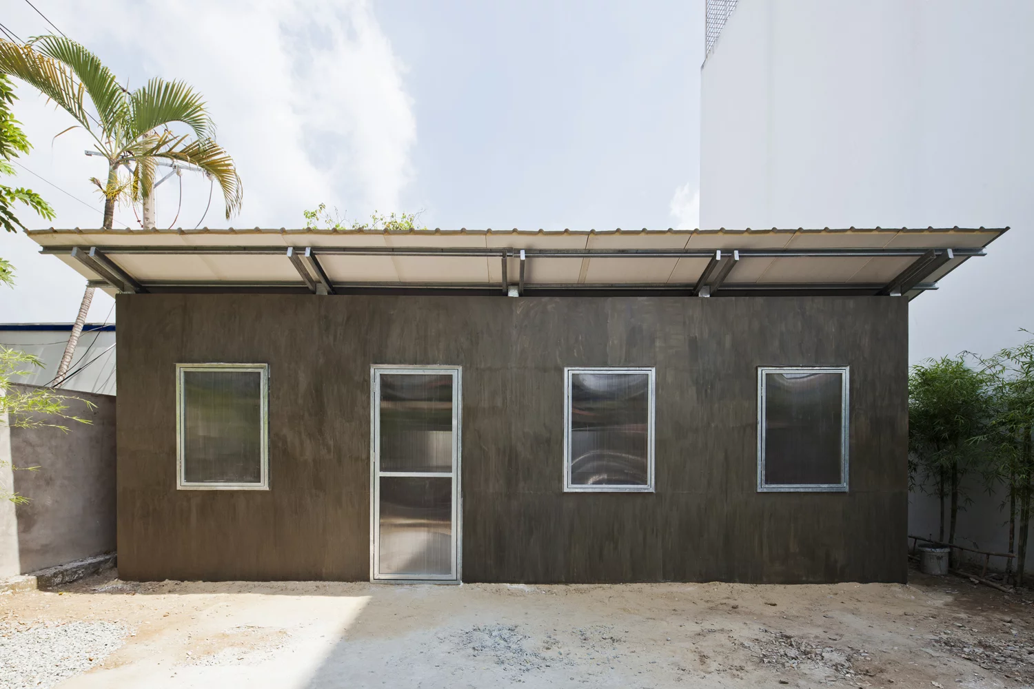 "The aim of this serial project is to provide stable but lightweight, permanent but affordable homes for low-income earners in a harsh tropical climate," says Vo Trong Nghia (Photo: Hiroyuki Oki)