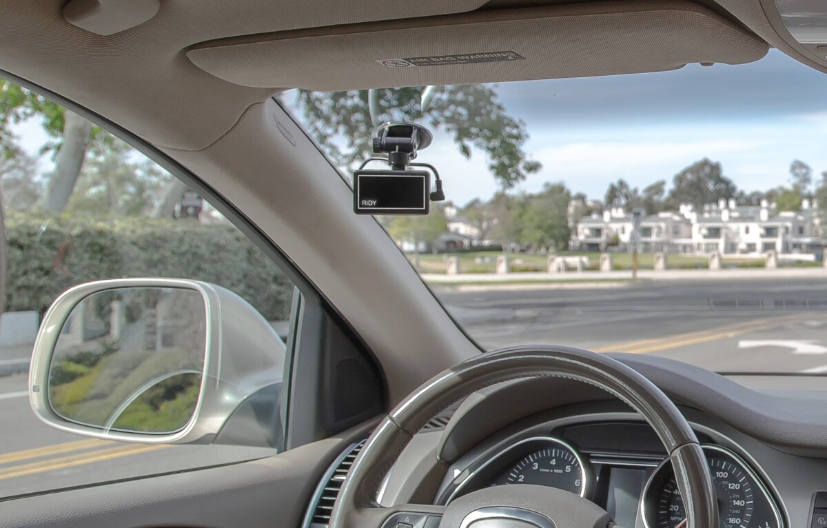 Via either a suction cup or a clamp, Ridy mounts on the dashboard, windshield or rearview mirror